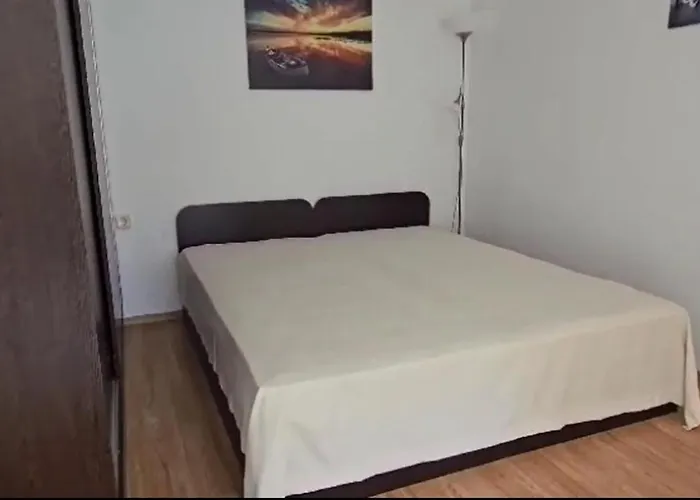 Seaview With Garden & Pool Apartman Napospart